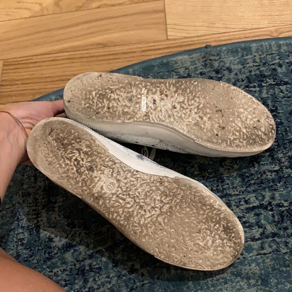Golden Goose Sneakers - Picture 7 of 12